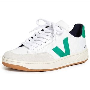 Veja Women’s V-12 Sneakers Size 39 M EU